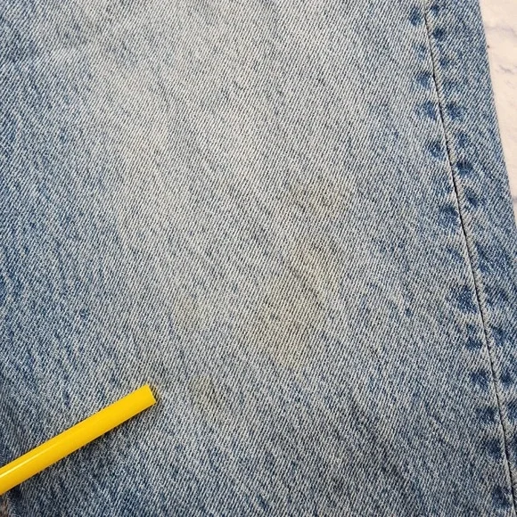 Zara WOMENS SIZE 4 High Rise Straight Leg Jean Raw Hem Mid Wash - Picture 2 of 14